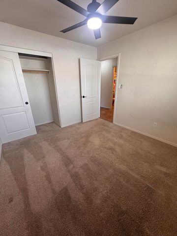6012 Sipapu Avenue NW, Albuquerque, NM 87120