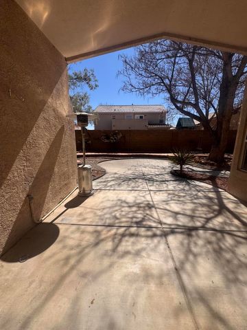 6012 Sipapu Avenue NW, Albuquerque, NM 87120