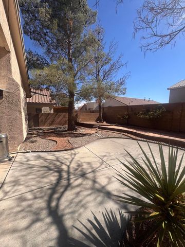 6012 Sipapu Avenue NW, Albuquerque, NM 87120