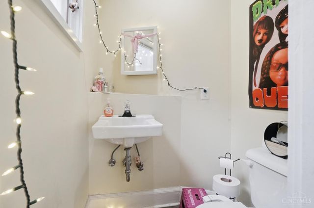 439 Warner Street, Cincinnati, OH 45219