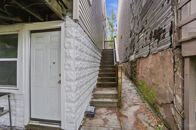 439 Warner Street, Cincinnati, OH 45219