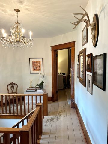 519 W Filmore Street, Winterset, IA 50273