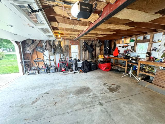 519 W Filmore Street, Winterset, IA 50273