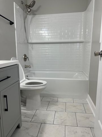 2014 FIRST ST, Staunton, VA 24401