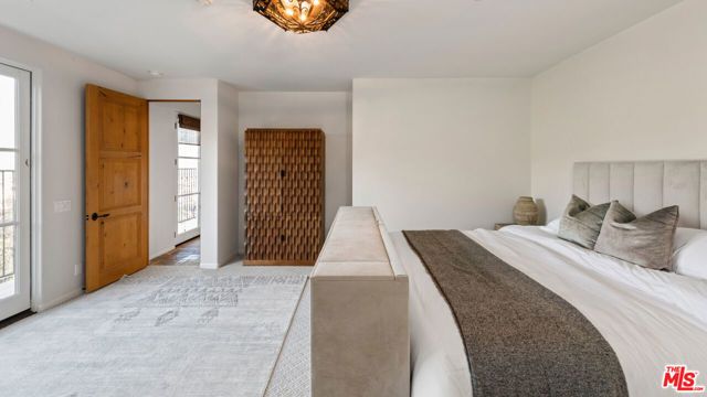 1924 Wattles Drive, Los Angeles, CA 90046