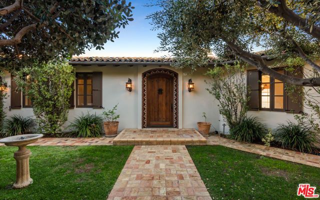 1924 Wattles Drive, Los Angeles, CA 90046