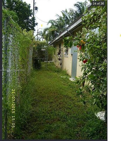 16501 SW 102nd Ct, Miami, FL 33157