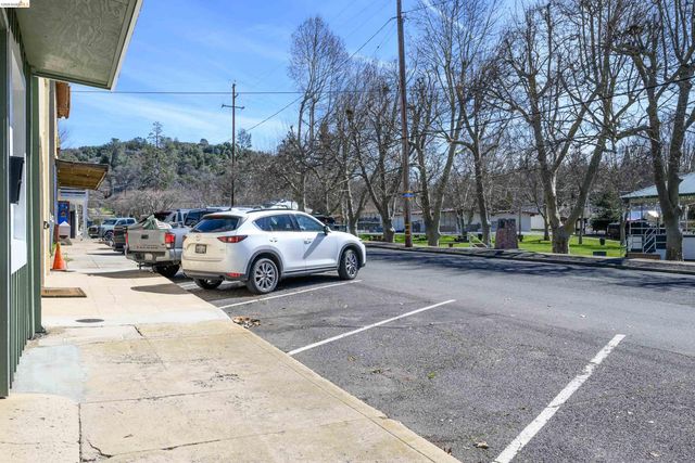 18370 Bay Ave, Tuolumne, CA 95379