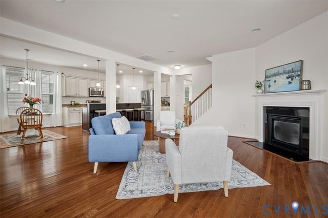407 Diamond Creek Dr, Midlothian, VA 23113