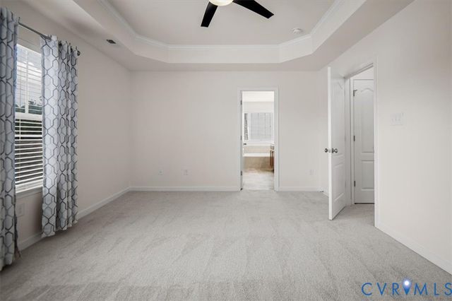 407 Diamond Creek Dr, Midlothian, VA 23113