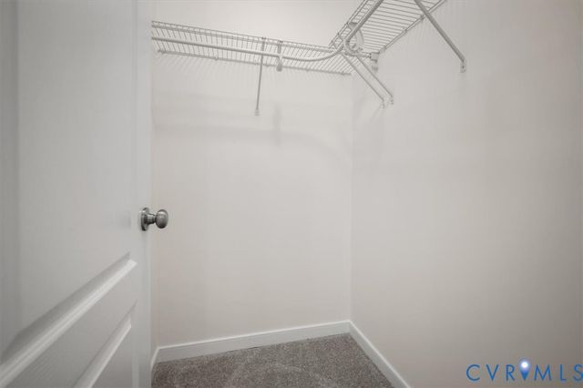 407 Diamond Creek Dr, Midlothian, VA 23113