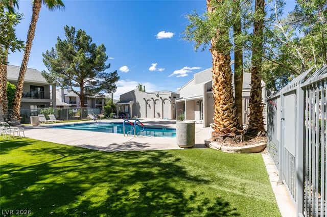 2895 Bluebonnet Drive 1, Henderson, NV 89074