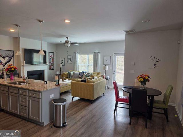 7539 Knoll Hollow Road, Lithonia, GA 30058