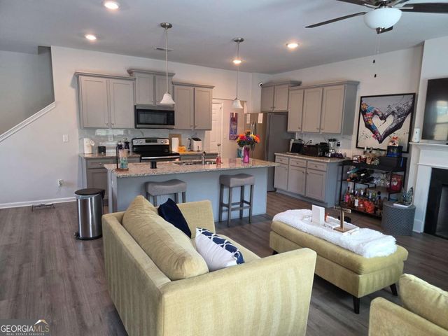 7539 Knoll Hollow Road, Lithonia, GA 30058