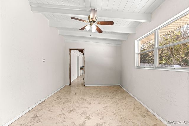 8944 W White Dogwood Drive, Homosassa, FL 34448