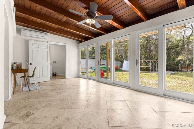 8944 W White Dogwood Drive, Homosassa, FL 34448
