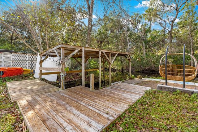 8944 W White Dogwood Drive, Homosassa, FL 34448