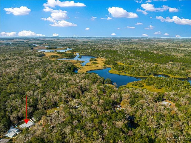 8944 W White Dogwood Drive, Homosassa, FL 34448