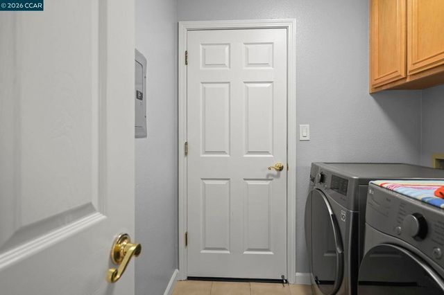 1488 Dumaine St, Concord, CA 94518