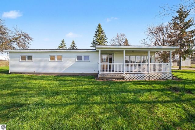 115 E River Road, Mt Pleasant, MI 48858