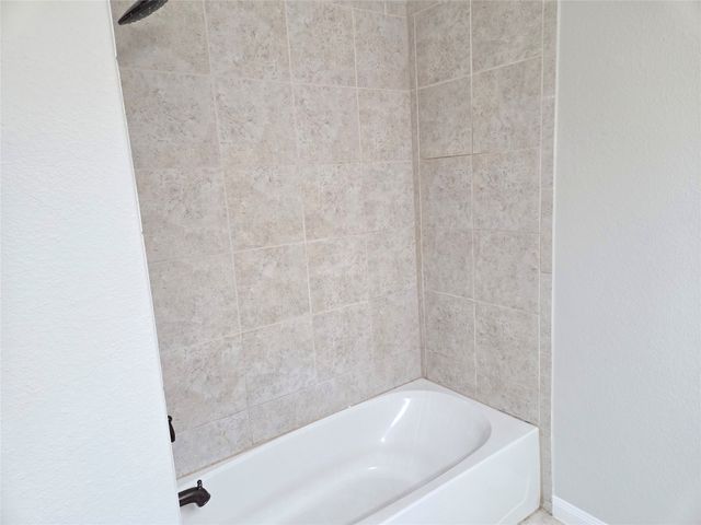 908 Oak Valley Drive, Denton, TX 76209