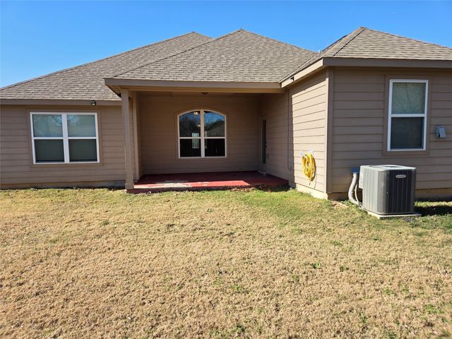 908 Oak Valley Drive, Denton, TX 76209