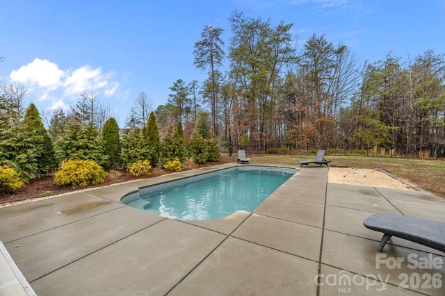 6603 Havencrest Drive, Denver, NC 28037