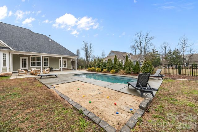 6603 Havencrest Drive, Denver, NC 28037