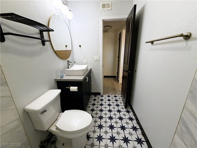 328 Linn Lane, Las Vegas, NV 89110