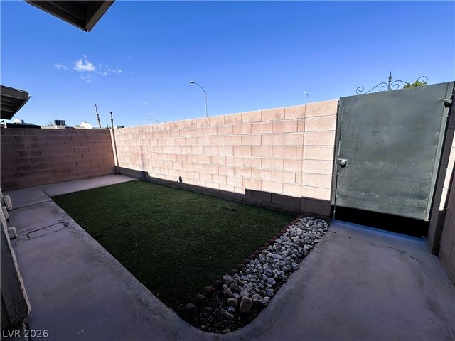 328 Linn Lane, Las Vegas, NV 89110