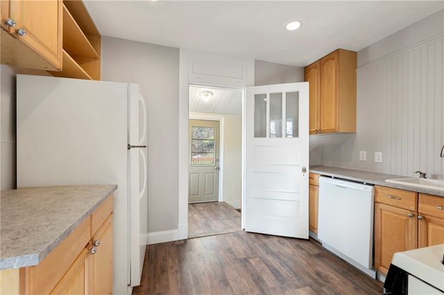 529 Windsor Ave, Forest Hills Boro, PA 15221