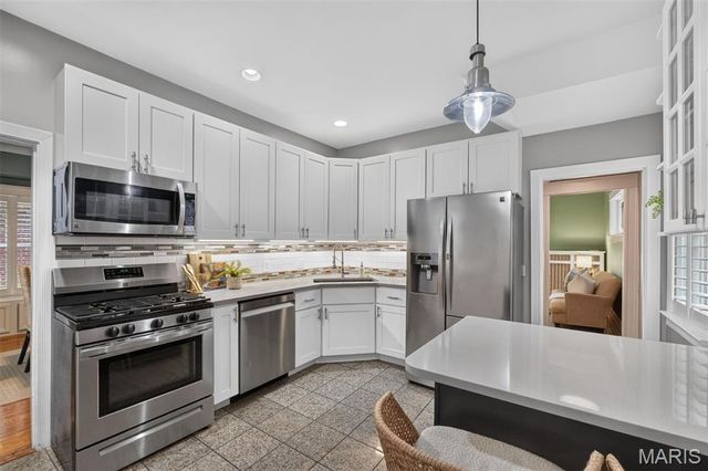 722 Harvard Avenue, University City, MO 63130