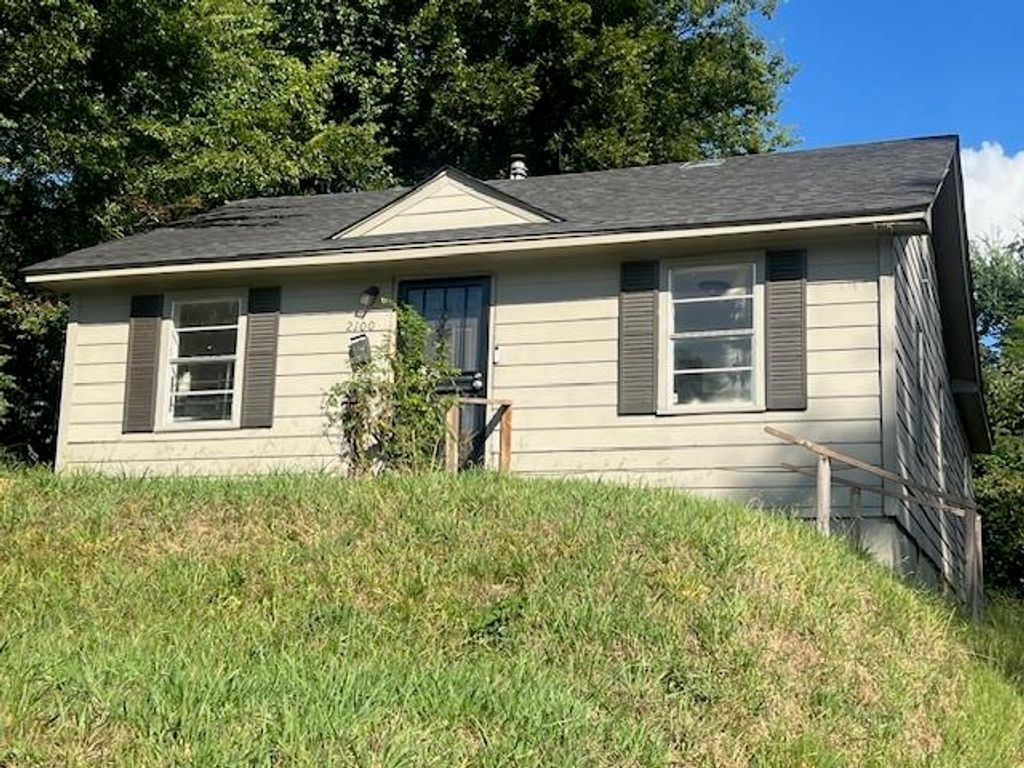 2100 RIVERSIDE BLVD, Memphis, TN 38109