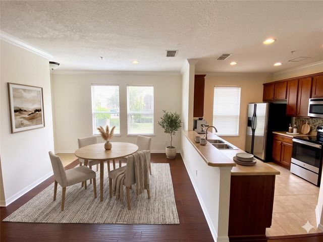 10230 LAKE DISTRICT LANE 37B, Orlando, FL 32832