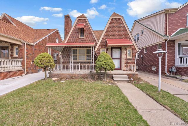 6120 MIDDLESEX Street, Dearborn, MI 48126