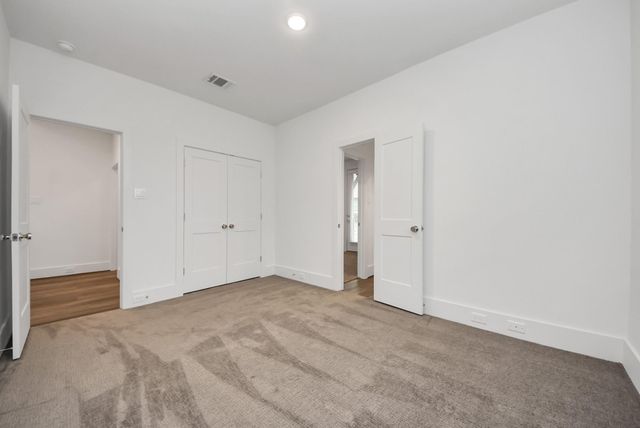 7502 Carver Road A, Houston, TX 77088