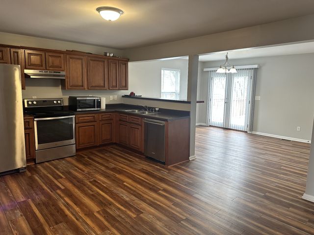 121 Hillwood Dr, Hendersonville, TN 37075