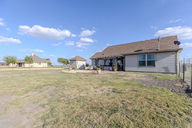 4846 County Road 327 RD, Granger, TX 76530