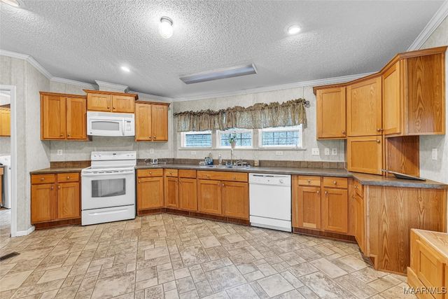 1241 WIND CREEK FARM Road, Alexander City, AL 35010