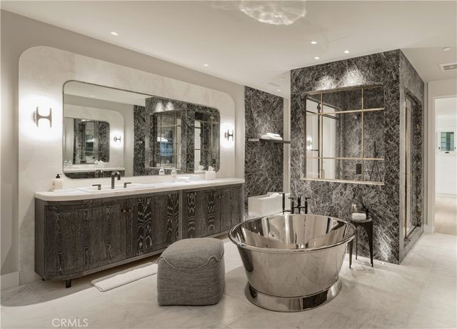 2442 MARINO Drive, Newport Beach, CA 92663