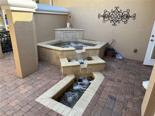 1687 McGregor Reserve DR, Fort Myers, FL 33901