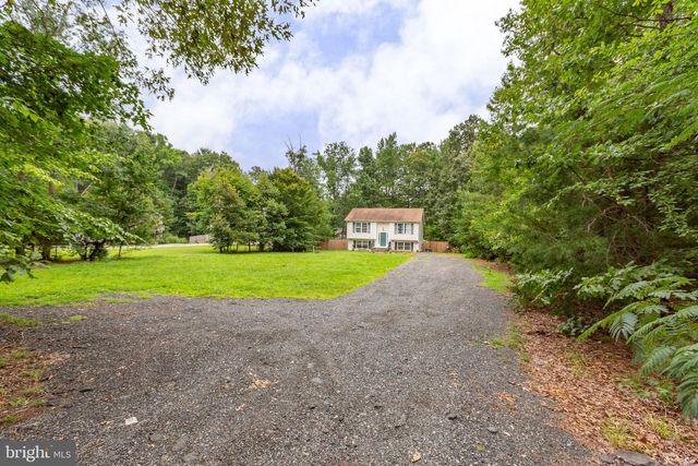 877 CAMPERS LN, Ruther Glen, VA 22546