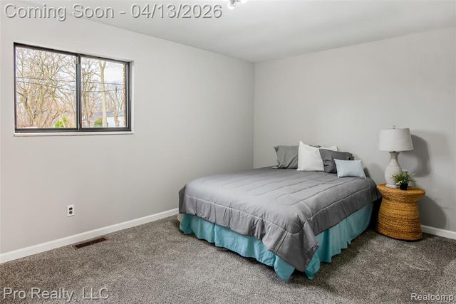 11200 Wahrman Street, Romulus, MI 48174