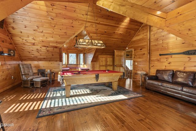 2436 Smoky Vista Way, Sevierville, TN 37862