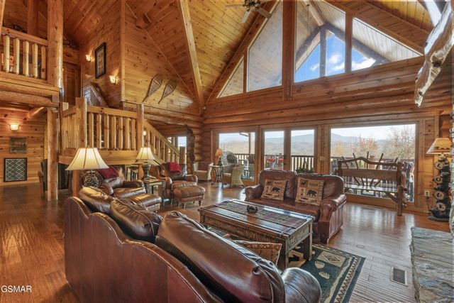 2436 Smoky Vista Way, Sevierville, TN 37862
