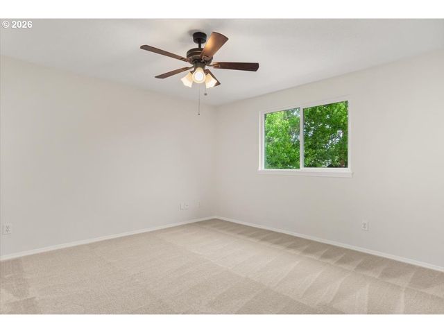 8125 Sw PINE St, Portland, OR 97223