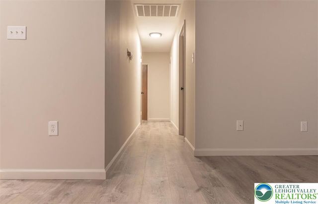 3020 Salisbury Drive, Allentown City, PA 18103