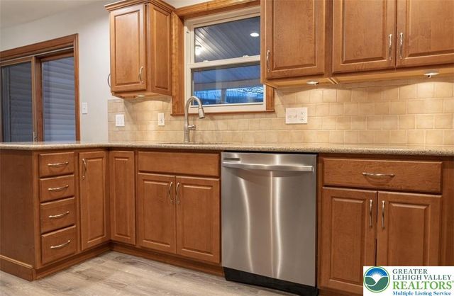 3020 Salisbury Drive, Allentown City, PA 18103