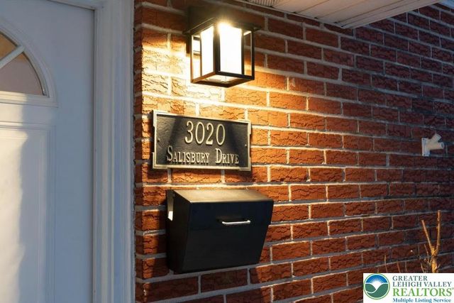 3020 Salisbury Drive, Allentown City, PA 18103