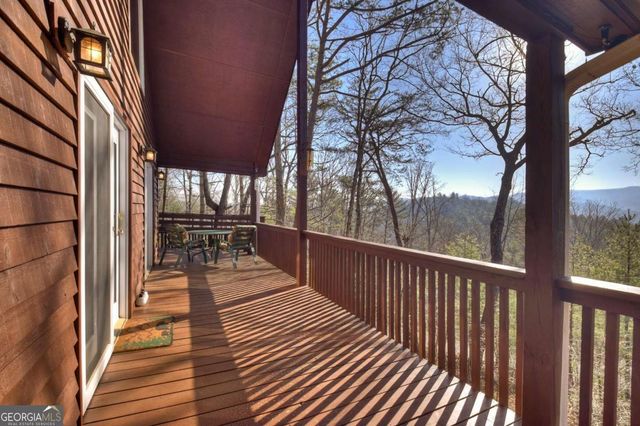 1183 Bear Paw Trail, Blue Ridge, GA 30513